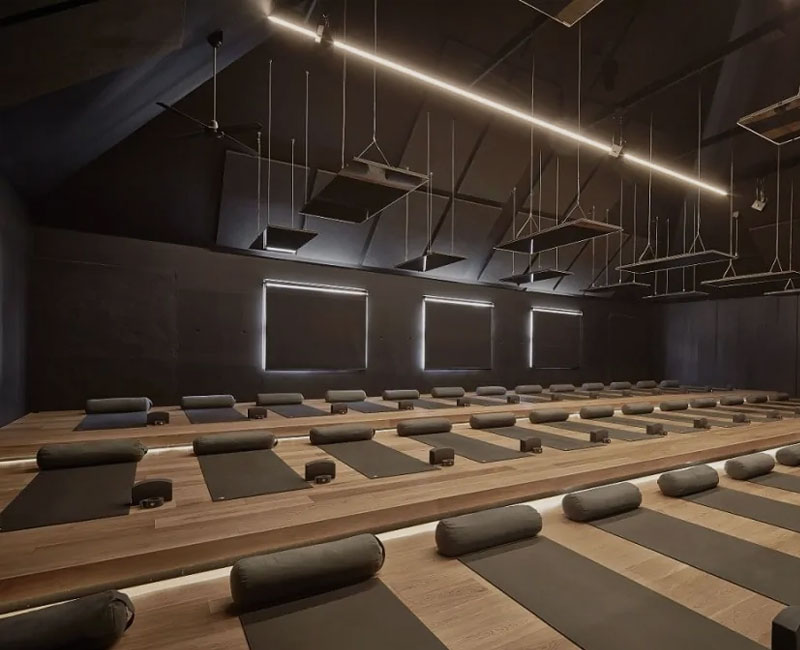 如何創建更健康的瑜伽館設計